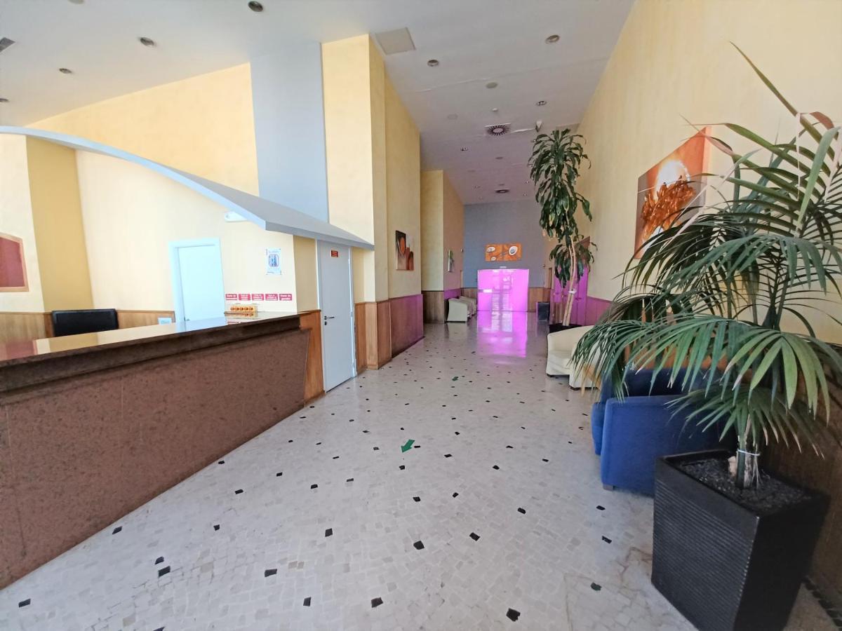 Oasis Beach Apartment Portimão Buitenkant foto